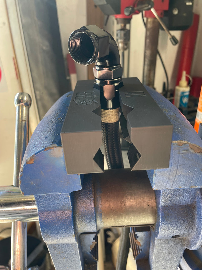 Load image into Gallery viewer, AN Fitting Soft Jaws Bolt On