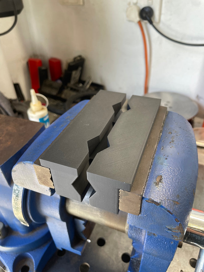 Load image into Gallery viewer, AN Fitting Soft Jaws Fits 5" Vice Jaws
